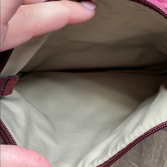 Coach cross body bag, like new! Used once - Picture 3 of 3